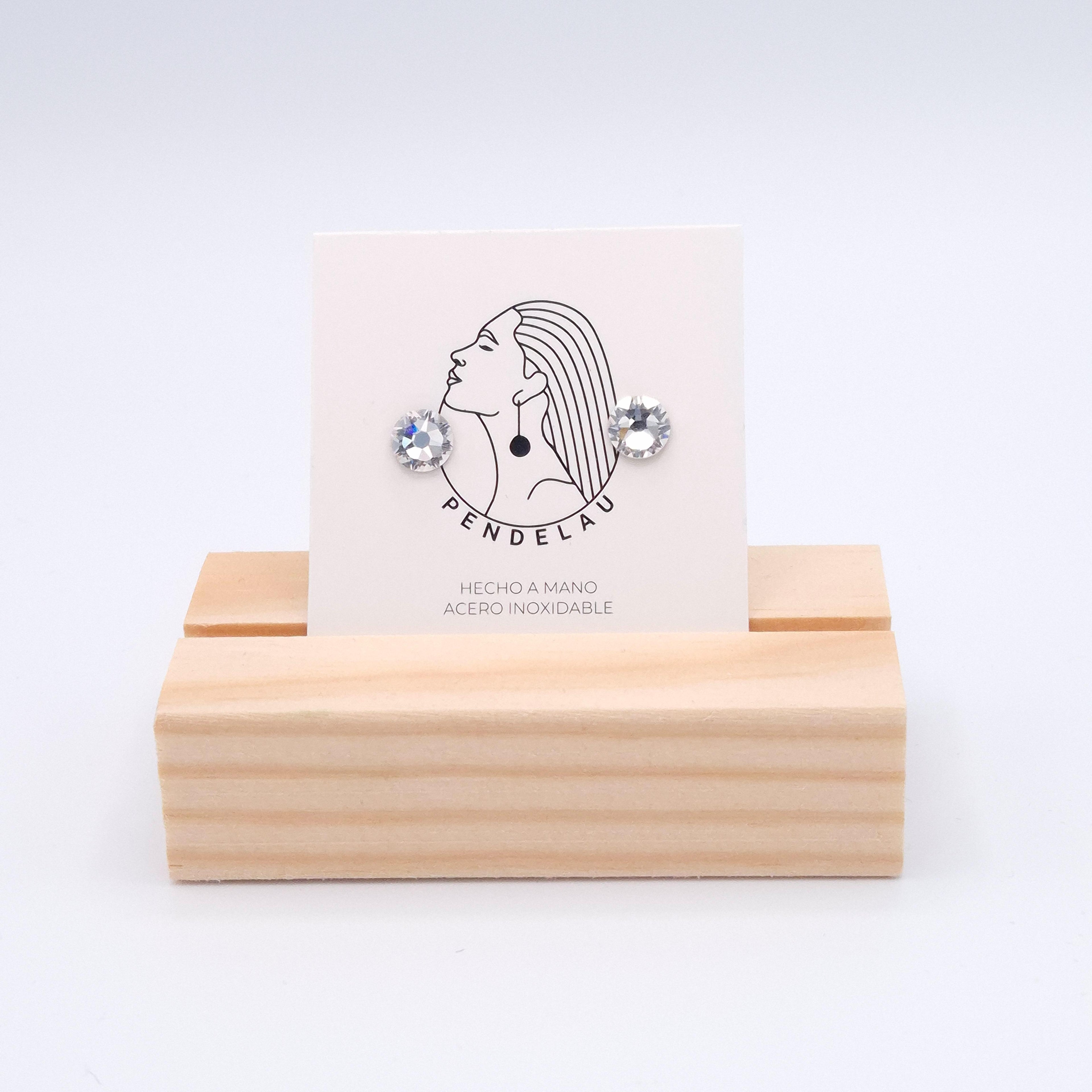 Pendientes de cristal facetado con acero inoxidable plateado