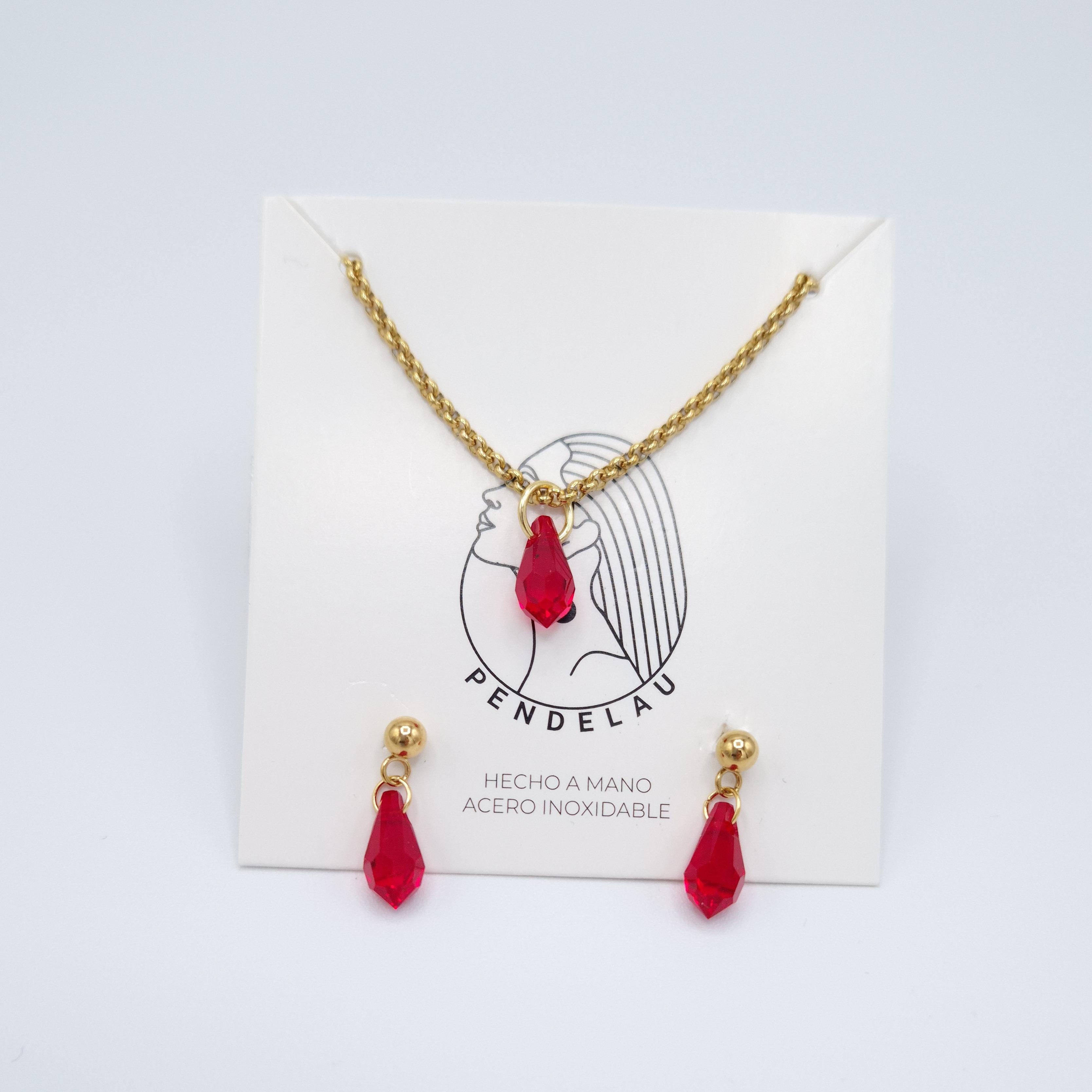 Collar con cristales rojo rubí cierre colgante acero dorado